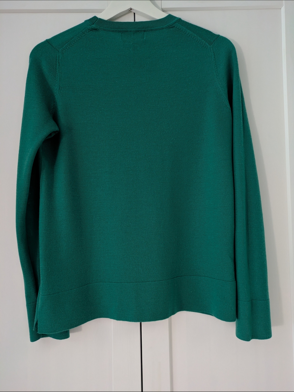 100% Merino Wool Banana Republic Sweater Emerald Green Crew Neck Size S - Picture 5 of 6